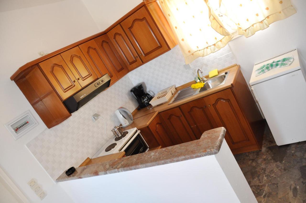 Miranda Haus Aparthotel Арилас Екстериор снимка