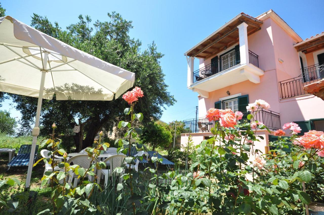Miranda Haus Aparthotel Арилас Екстериор снимка