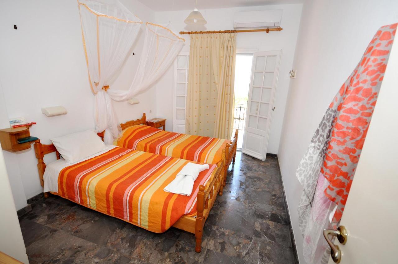 Miranda Haus Aparthotel Арилас Екстериор снимка