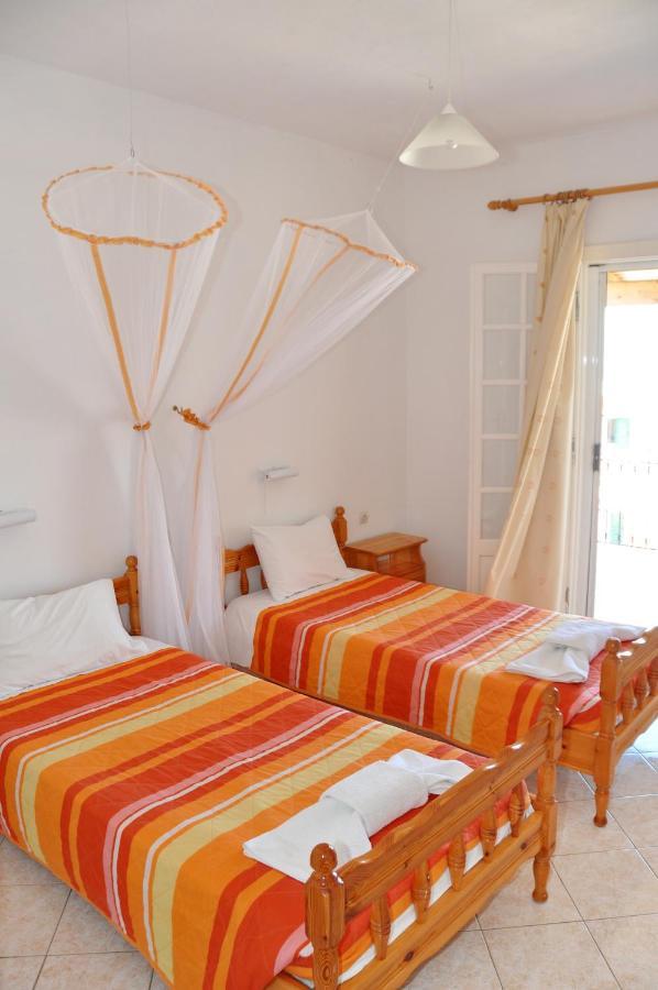 Miranda Haus Aparthotel Арилас Екстериор снимка