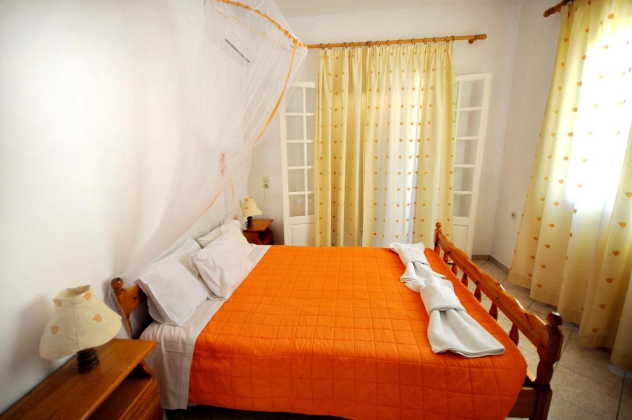 Miranda Haus Aparthotel Арилас Екстериор снимка